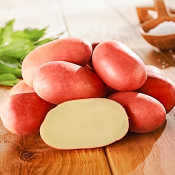 Картофель с красной кожурой