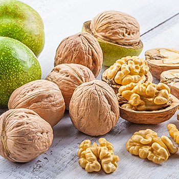 Орех грецкий