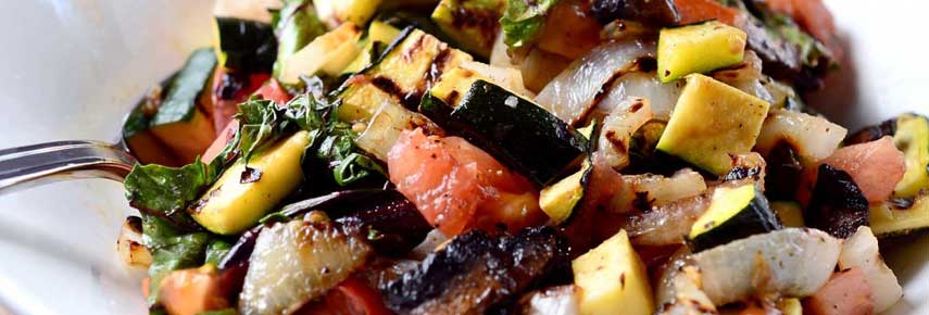 Гриль-салат из овощей к мясу